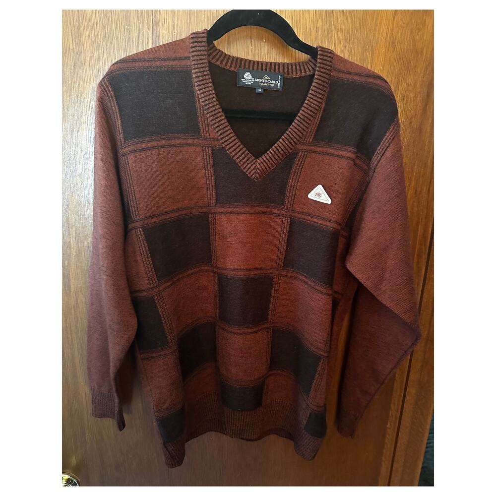MONTE CARLO V NECK WOOL BLEND SWEATER; SIZE 40/MED